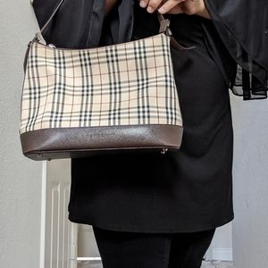 Authentic Burberrys Nova Check Pattern Shoulder Ba